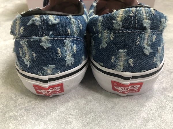 【新品】SUPREME®︎/VANS®︎DENIM SLIP-ON PRO レア 新品 20SS SUPREME × VANS Hole Punch Denim Slip-On Pro 青 US8/26.0