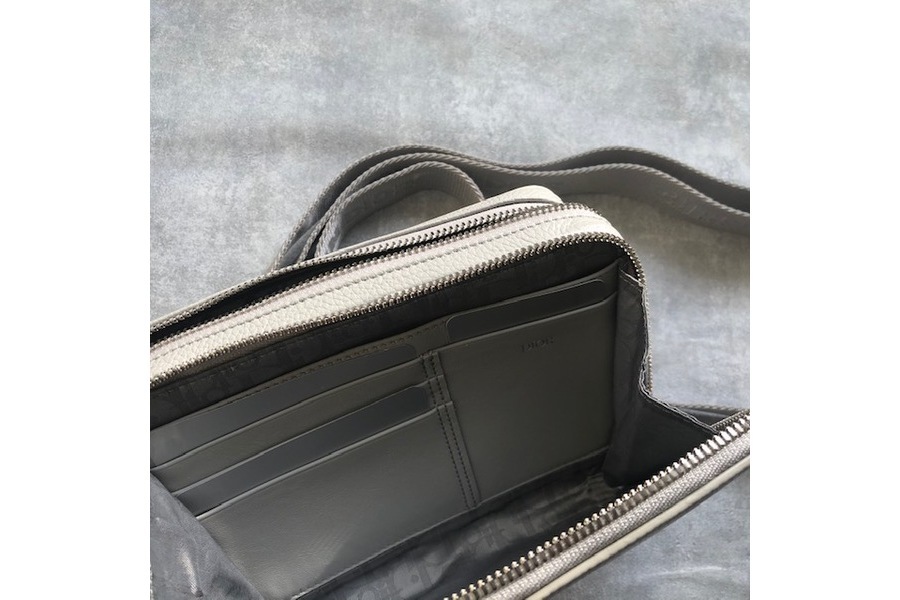 話題のコラボ入荷】「DIOR×NIKE(ディオール×ナイキ)」よりAIR DIOR