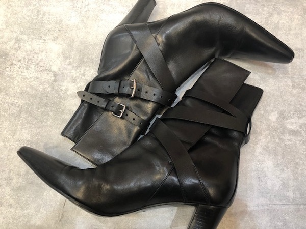 HERMES（エルメス）」より上質なレザーを使ったアンクルベルトショート