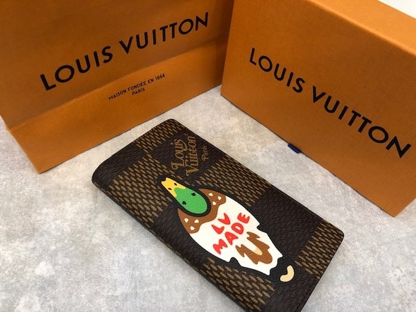 LOUIS VUITTONルイヴィトン NIGO ポルトフォイユブラザ