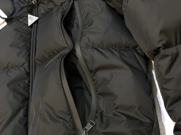 人気のロゴダウンジャケット!「MONCLER(モンクレール)」より 人気のロゴダウンジャケット!「MONCLER(モンクレール)」より