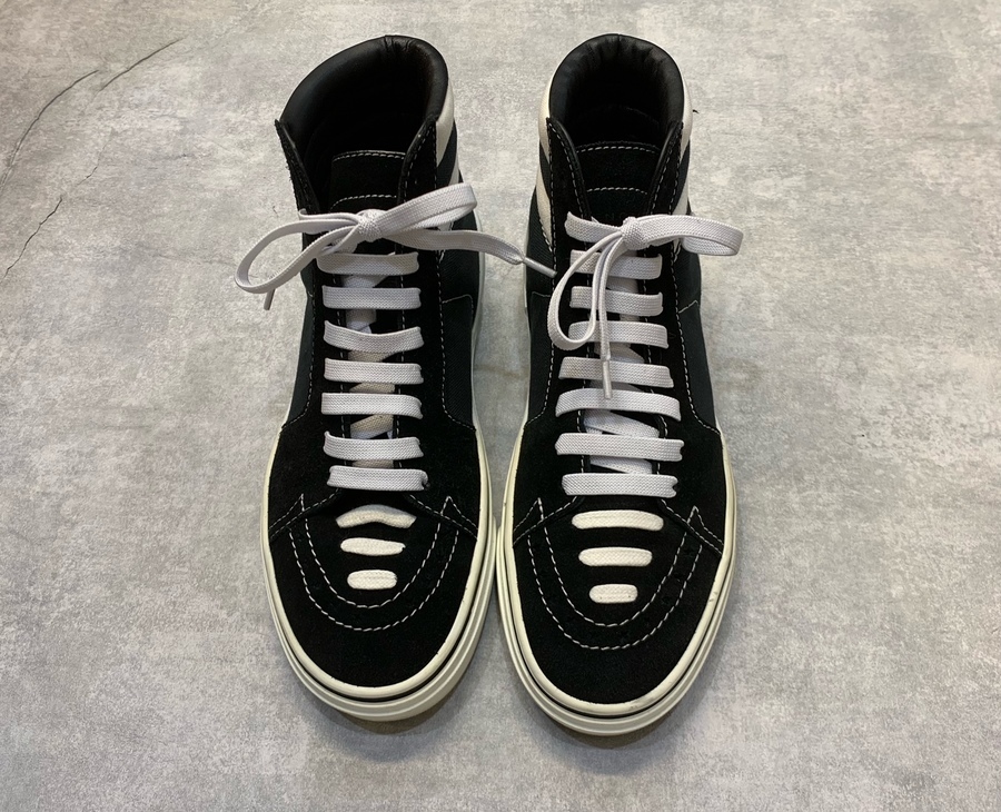 GIVENCHY /ジバンシィ」よりGEORGE V MID SNEAKER が入荷しま