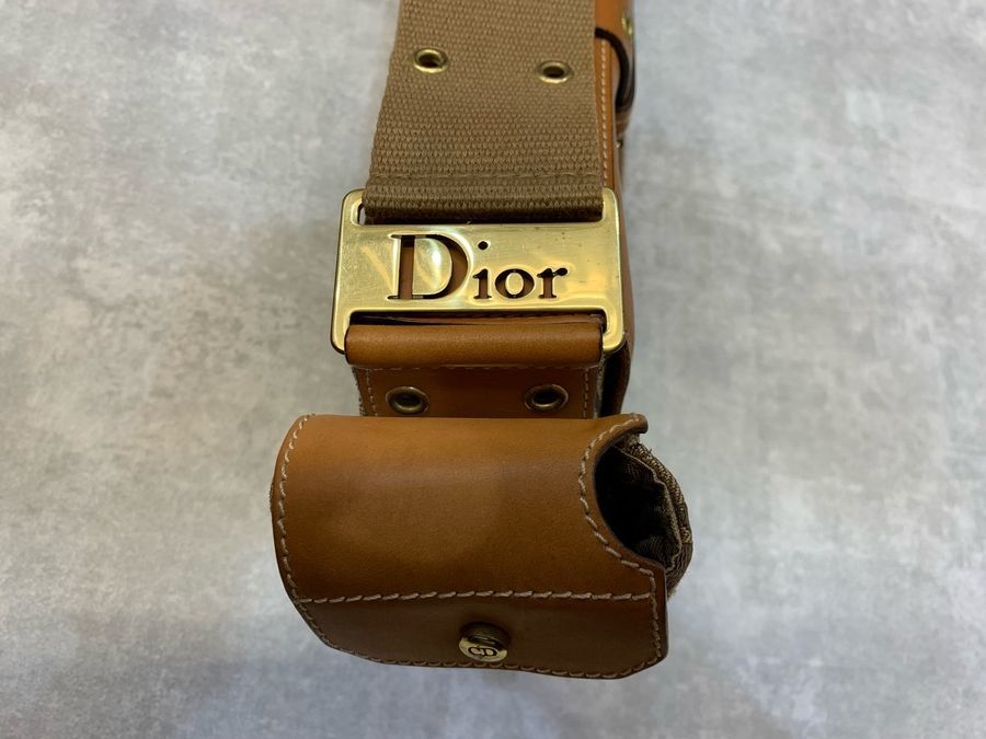 新品同様✨クリスチャンディオールM位ジョンガリアーノラインストーントロッター 楽天市場】Christian Dior クリスチャンディオール John