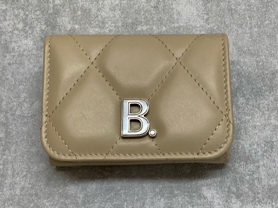 BALENCIAGA/バレンシアガ】のBロゴコンパクトウォレット を買取入荷