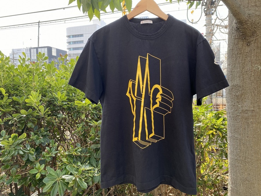 MONCLER/モンクレール】よりフロントロゴスリーブパッチTシャツ