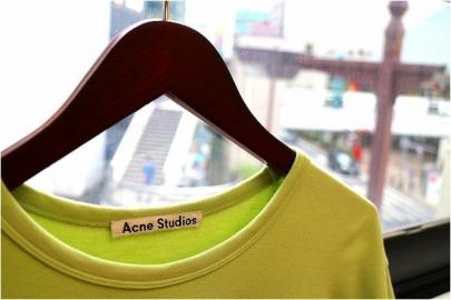 「ドメスティックブランドのacne studios 」