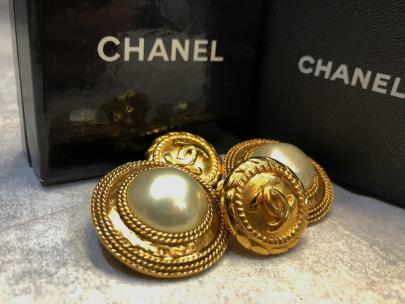 「ラグジュアリーブランドのCHANEL 」