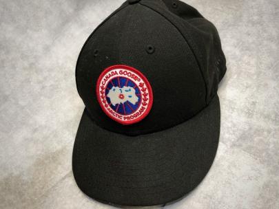 「コラボ・別注アイテムのCANADA GOOSE × New Era 」