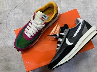 「ストリートブランドのNIKE×sacai 」