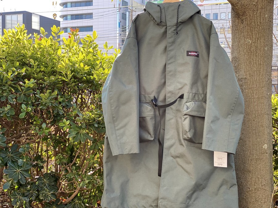 UNDERCOVER EASTPAK コート UNDERCOVER x EASTPAK コラボアウターが12/25 発売 (アンダー