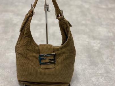 「ラグジュアリーブランドのFENDI 」