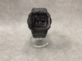 「ラグジュアリーブランドのCASIO 」