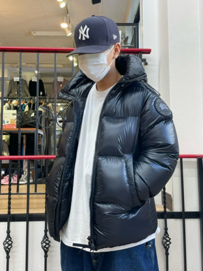 「インポートブランドのCANADA GOOSE 」