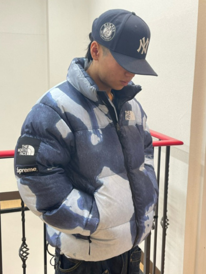 「ストリートブランドのTHE NORTH FACE × SUPREME 」