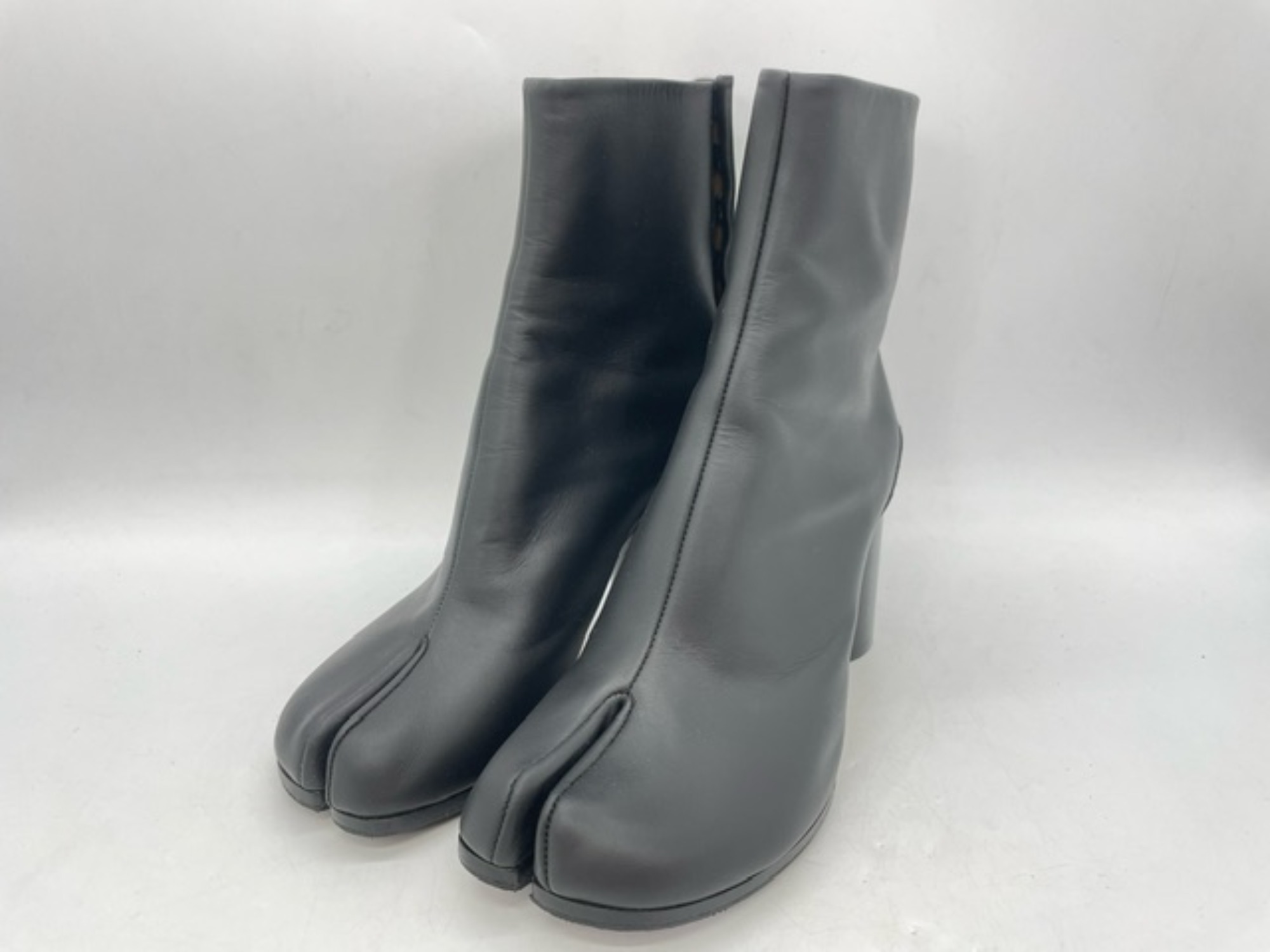 Maison Margiela/メゾンマルジェラ】の、足袋ブーツが買取入荷致しまし