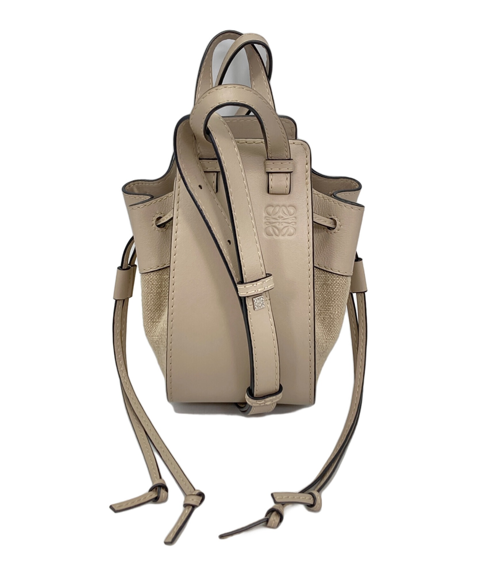 値下げ中！LOEWE ハンモック ドローストリングバッグ ミニ LOEWE(ロエベ) ハンモック ドローストリング ミニ ブラウン｜【公式