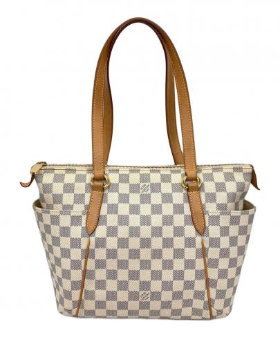 「ラグジュアリーブランドのLOUIS VUITTON 」