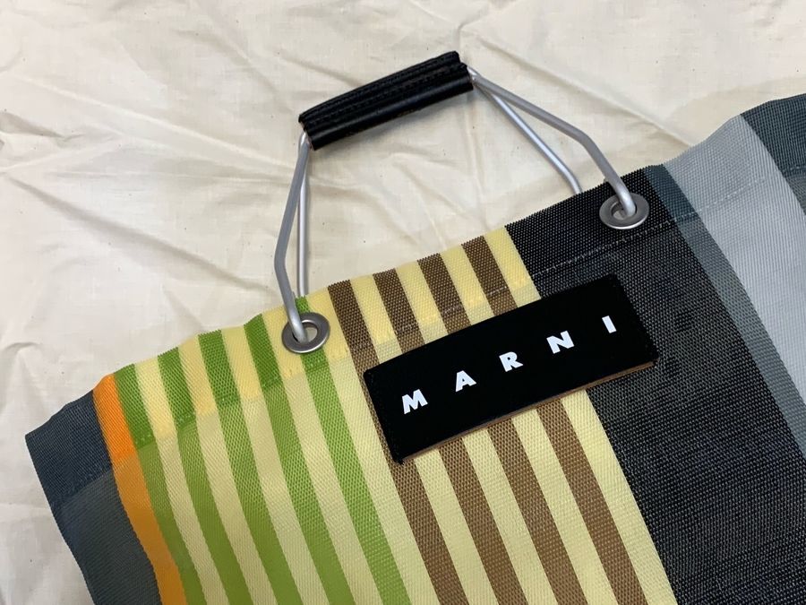 MARNI/マルニ】のPVC折り紙ウォレットが買取入荷しました。【国内発送】Louis Vuitton ポルトフォイユ・ヴィクトリーヌ。[2021.02.09 