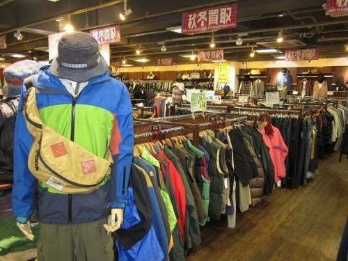 クライミングパンツのショートパンツ