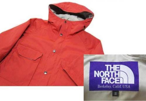 アウトドアのマウンテンパーカー