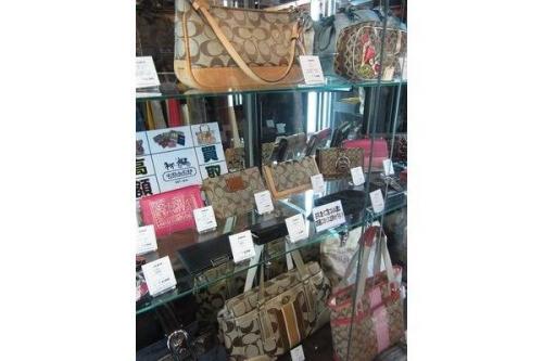 ルイヴィトンのコーチ