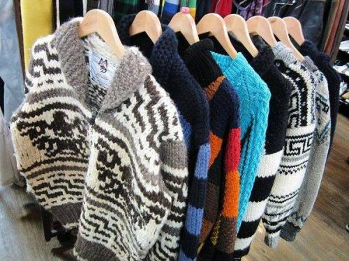 カナタのカウチンニット