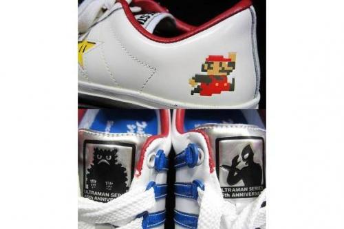 スニーカーのコラボアイテム