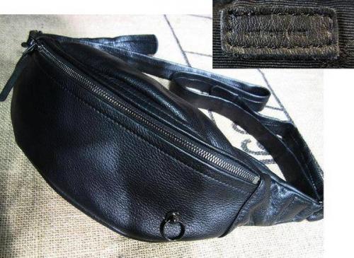 ショルダーバッグの小物