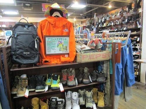 スニーカーのストリートブランド