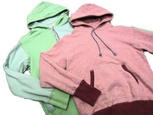 スウェットのパーカー