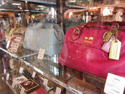 ショルダーバッグ