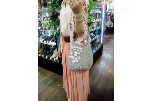 バッグのワイヤーバッグ