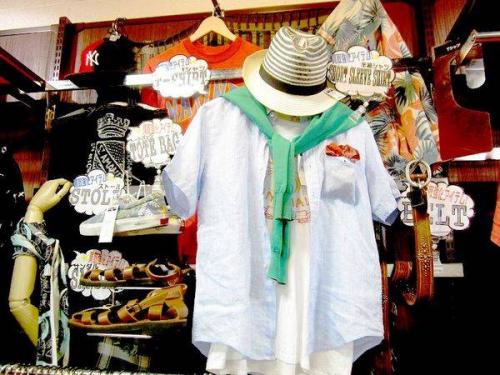 半袖シャツのシュプリーム