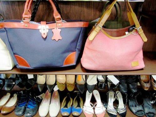 買取強化ブランドのブラウス