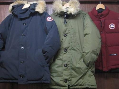 メンズのダウンジャケット