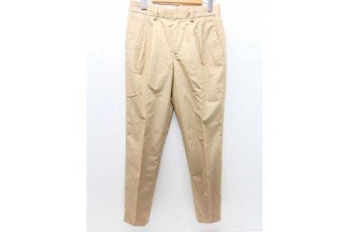 sacraのタックパンツ