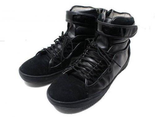 メンズのWHITE FLAGS