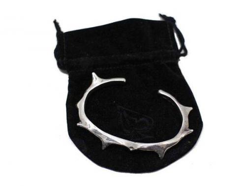 メンズのシルバーアクセサリー