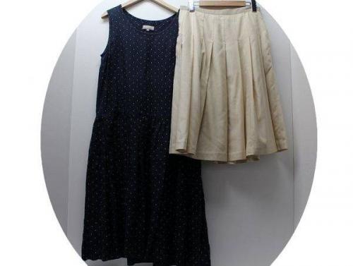 セットアップのスカート