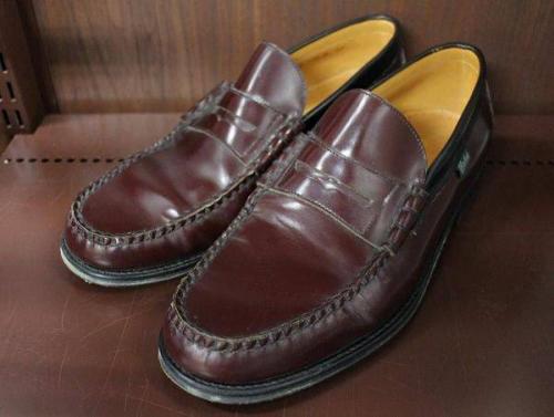 ローファーのバーガンディ