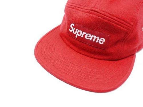 シュプリームのストリート