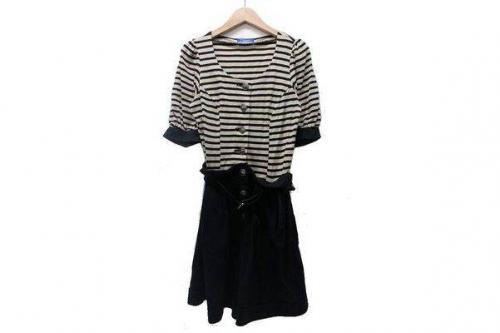 BURBERRY BLUE LABELのワンピース