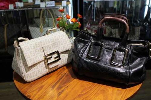 レディースのシューズ・バッグ