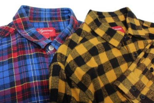 シュプリームのシャツ