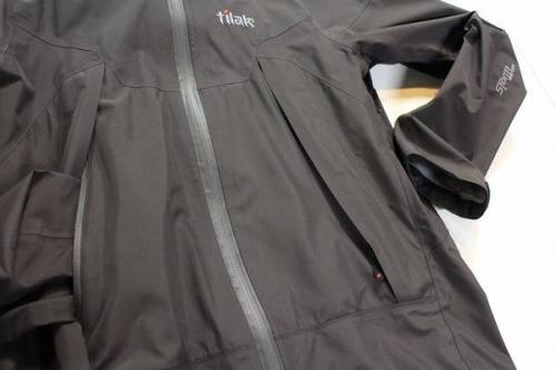 トップスのアウトドア