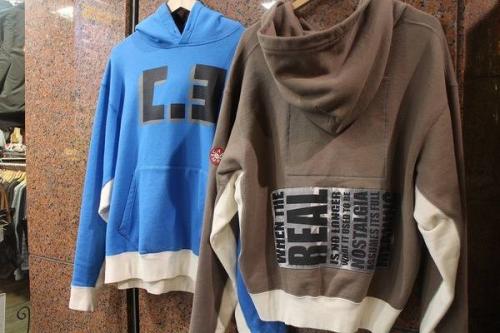 ストリートのパーカー