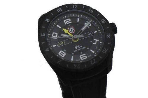 スペースシリーズの腕時計