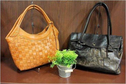 レザーのダコタ