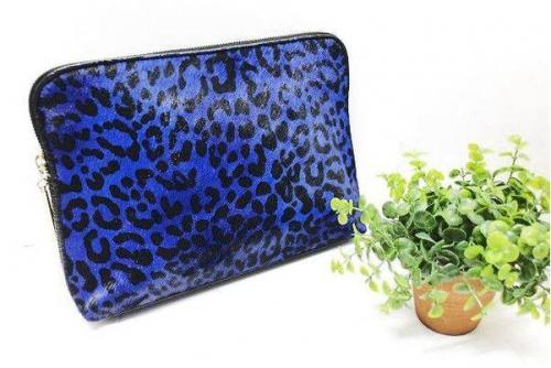 クラッチバッグのデザイナーズ