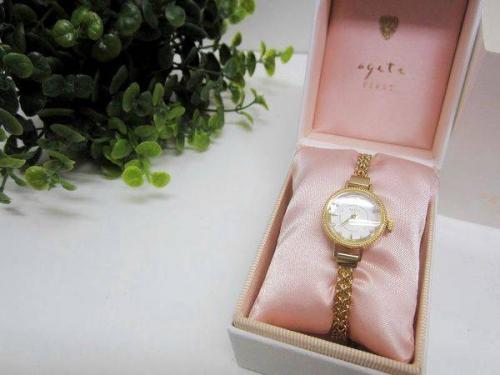 腕時計のマークバイマークジェイコブス